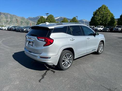 2022 GMC Terrain Denali