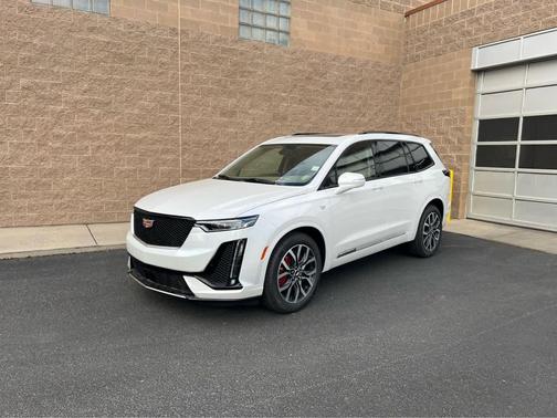 2025 Cadillac XT6 Sport AWD