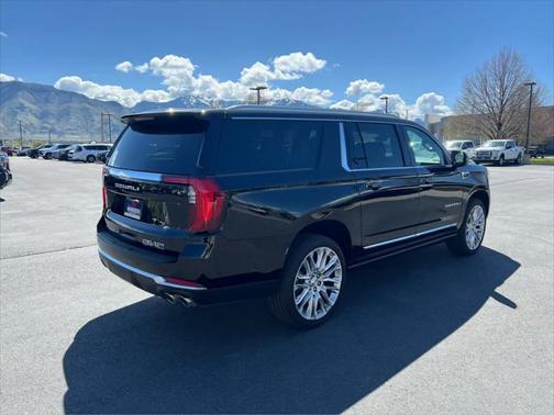 2025 GMC Yukon XL Denali