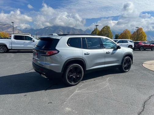 2026 GMC Acadia Elevation AWD