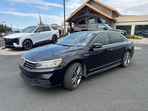 2017 Volkswagen Passat 1.8T R-Line w/Comfort