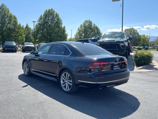 2017 Volkswagen Passat 1.8T R-Line w/Comfort