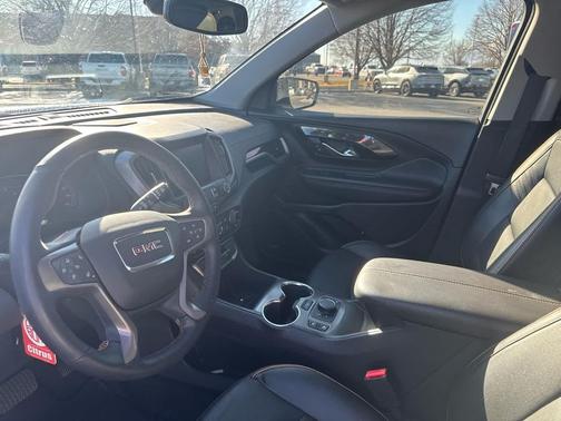 2024 GMC Terrain AWD AT4