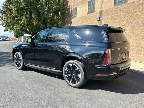 2026 Cadillac Escalade IQL Premium Sport