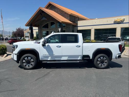 2025 GMC Sierra 2500 Denali