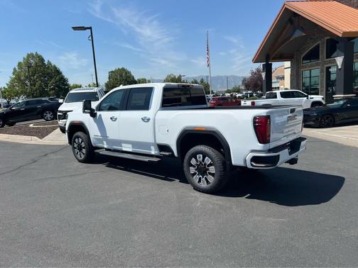 2025 GMC Sierra 2500 Denali