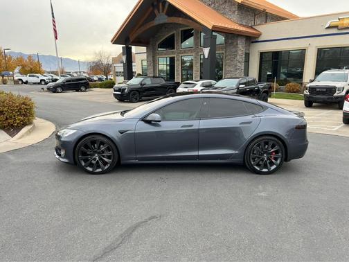 2018 Tesla Model S 75D