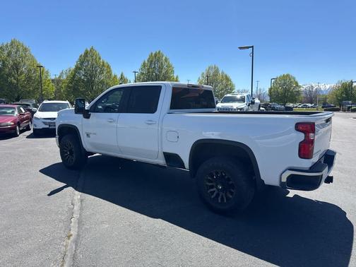 Summit White 2020 Chevrolet Silverado 3500 LT