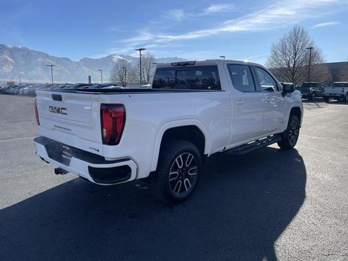 2022 GMC Sierra 1500 AT4