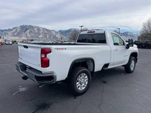 2025 Chevrolet Silverado 3500 LT