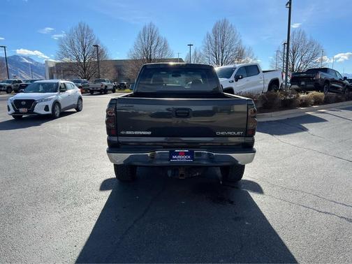 2005 Chevrolet Silverado 2500 LS H/D Crew Cab