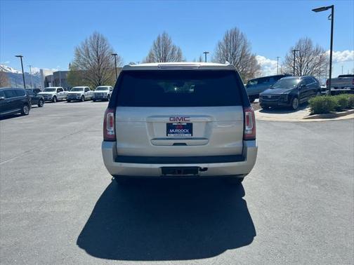 2017 GMC Yukon XL SLT