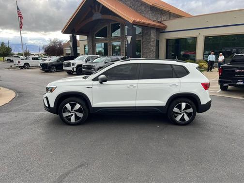 2024 Volkswagen Taos 1.5T S