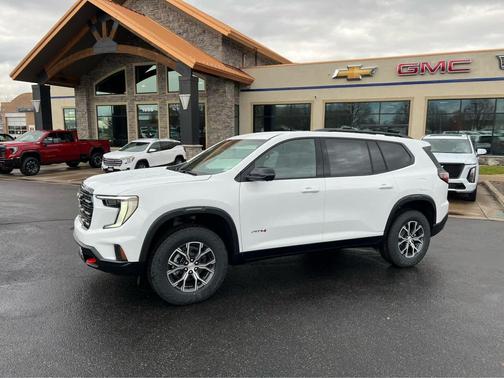 2026 GMC Acadia AT4 AWD