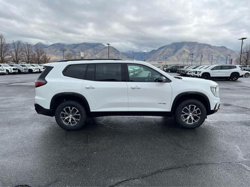2026 GMC Acadia AT4 AWD