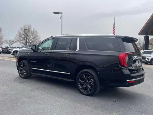 2024 GMC Yukon XL SLT