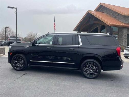 2024 GMC Yukon XL SLT