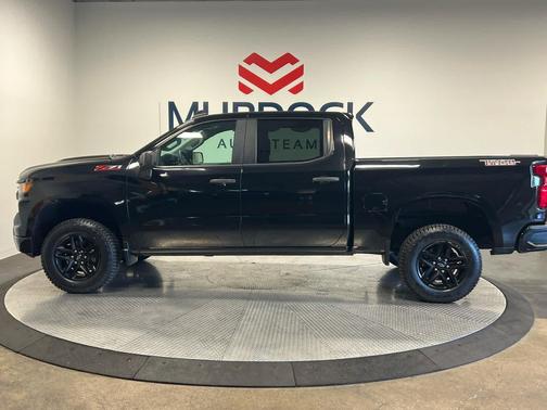 2022 Chevrolet Silverado 1500 Custom Trail Boss
