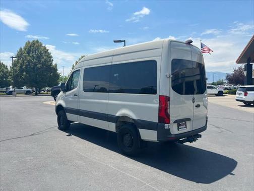 2022 Mercedes-Benz Sprinter 2500 Standard Roof