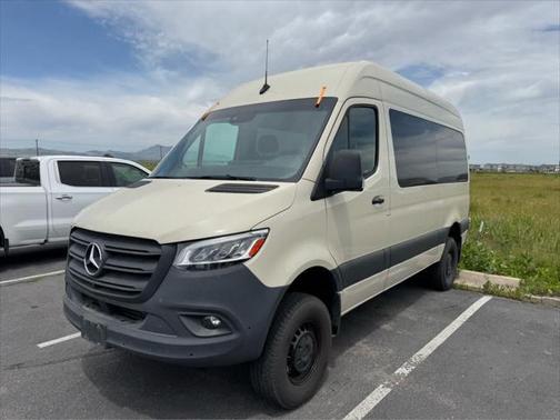 2022 Mercedes-Benz Sprinter 2500 Standard Roof