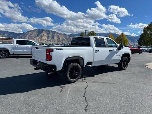 2026 Chevrolet Silverado 3500 LT