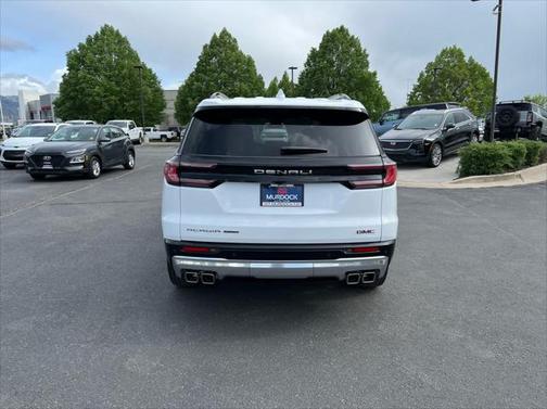 2025 GMC Acadia Denali