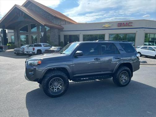 2020 Toyota 4Runner TRD Off Road