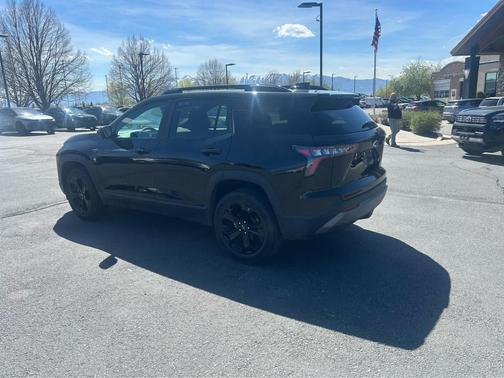 Mosaic Black Metallic 2025 Chevrolet Equinox 1LT