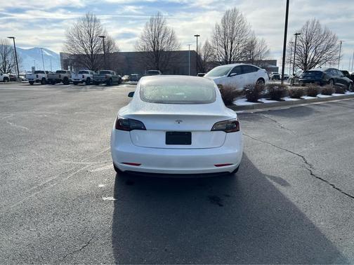 2023 Tesla Model 3 Standard Range