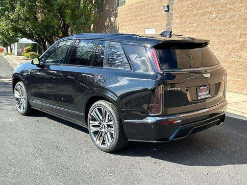2026 Cadillac VISTIQ Platinum