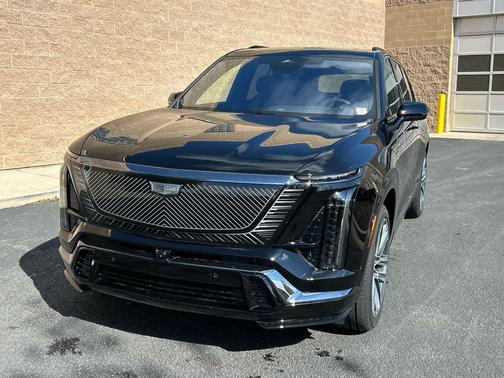 2026 Cadillac VISTIQ Platinum
