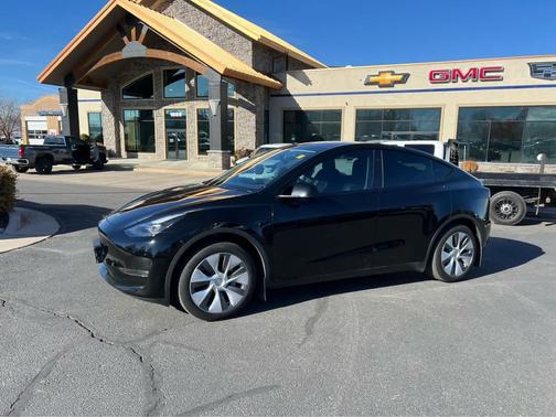 2023 Tesla Model Y AWD