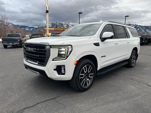 2021 GMC Yukon XL AT4