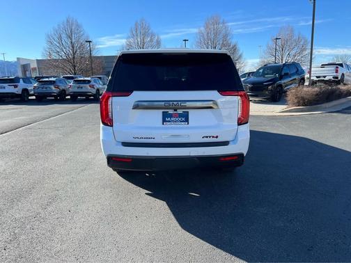 2021 GMC Yukon XL AT4