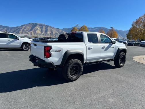 2024 Chevrolet Colorado ZR2