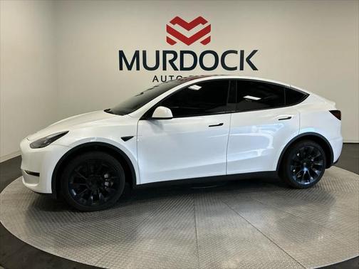 2023 Tesla Model Y Long Range Dual Motor All-Wheel Drive