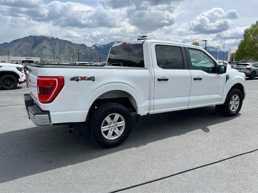Oxford White 2022 Ford F-150 XLT