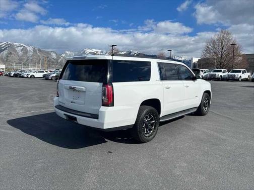 2017 GMC Yukon XL SLE