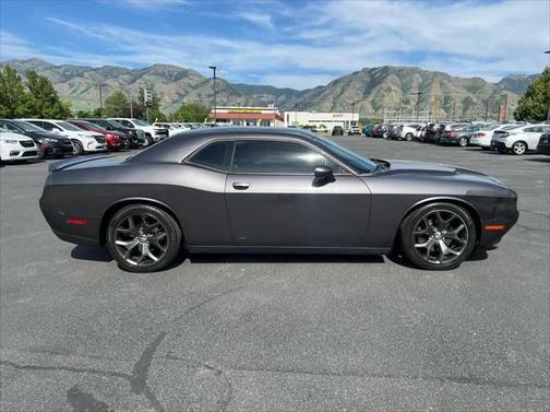 2015 Dodge Challenger SXT