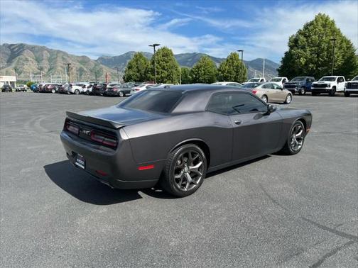 2015 Dodge Challenger SXT