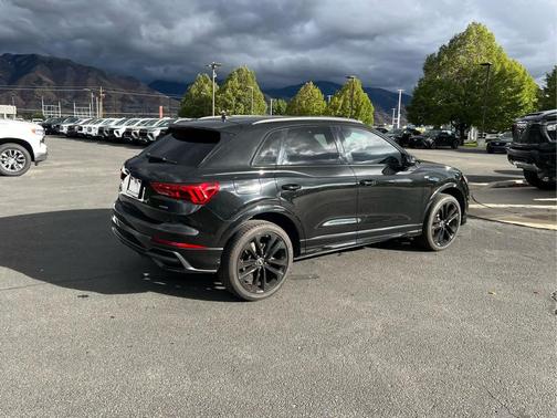 2022 Audi Q3 45 S line Premium Plus