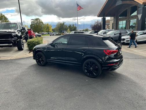 2022 Audi Q3 45 S line Premium Plus