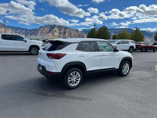 2026 Chevrolet Trailblazer LS