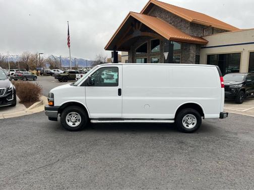 2024 Chevrolet Express 2500 RWD 2500 Regular Wheelbase WT