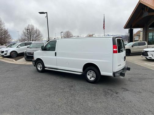 2024 Chevrolet Express 2500 RWD 2500 Regular Wheelbase WT