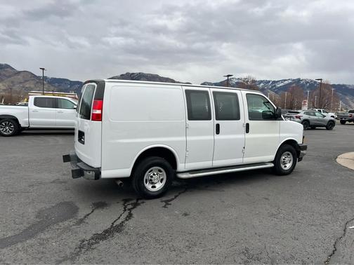 2024 Chevrolet Express 2500 RWD 2500 Regular Wheelbase WT