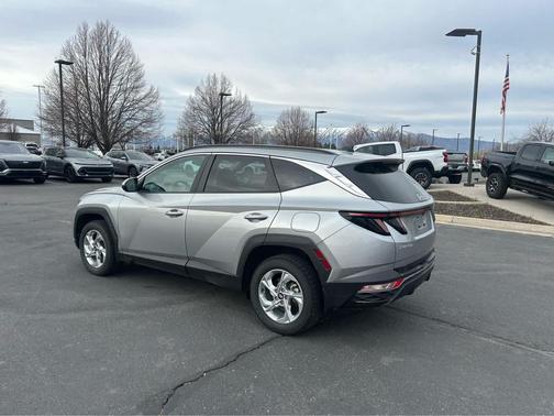 Shimmering Silver 2023 Hyundai TUCSON SEL