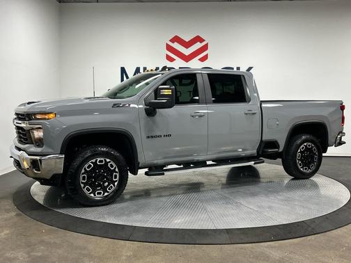 2024 Chevrolet Silverado 3500 LT
