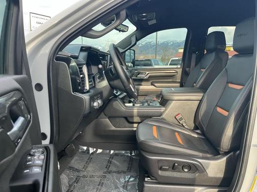 2024 GMC Sierra 2500 AT4