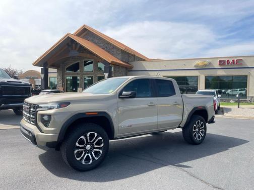 2023 GMC Canyon AT4